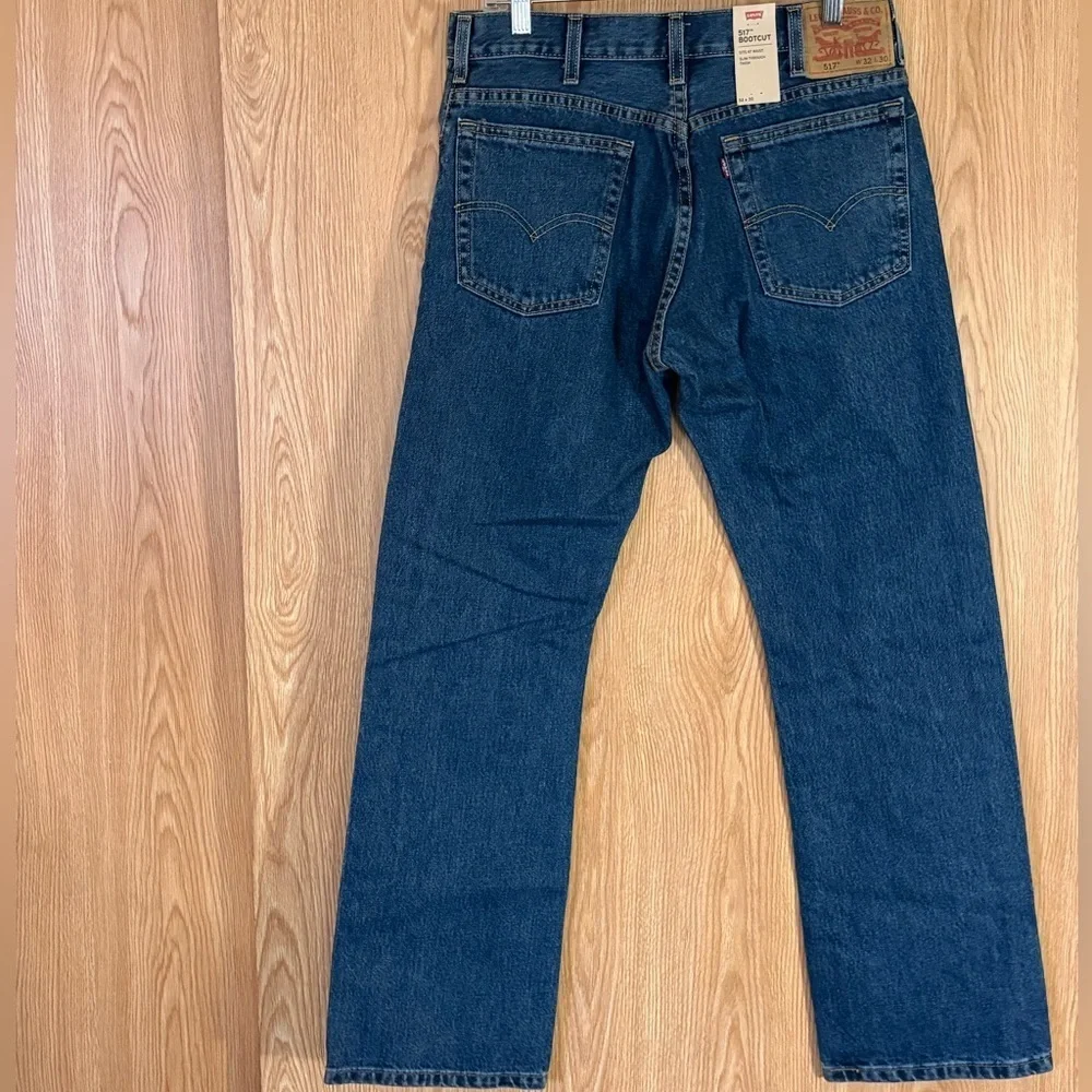 NWT Levi's 517 Dark Blue Bootcut Jeans